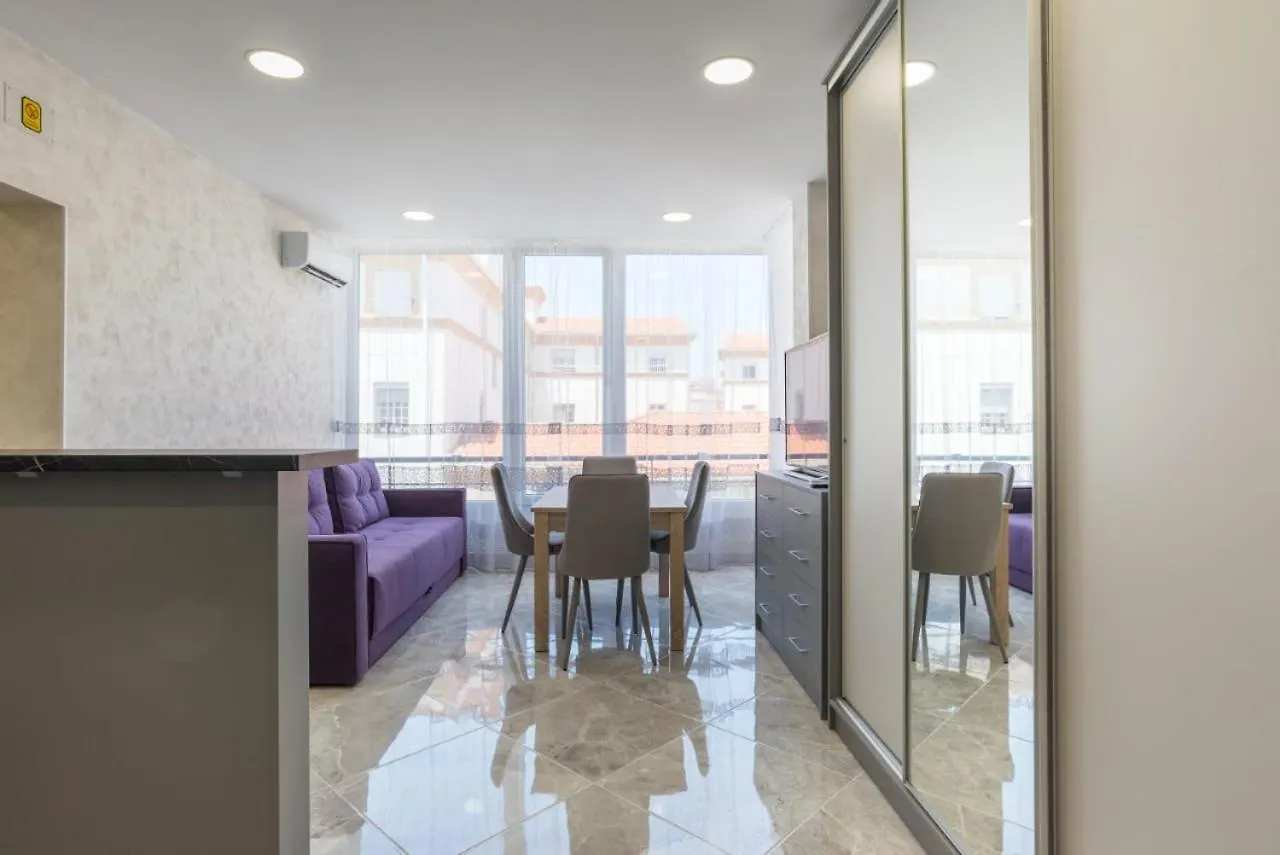 Dream House Rooms Malaga - Habitacion En El Apartemento Guest house