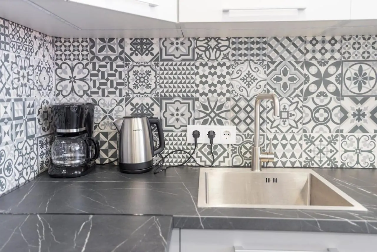 Dream House Rooms Malaga - Habitacion En El Apartemento