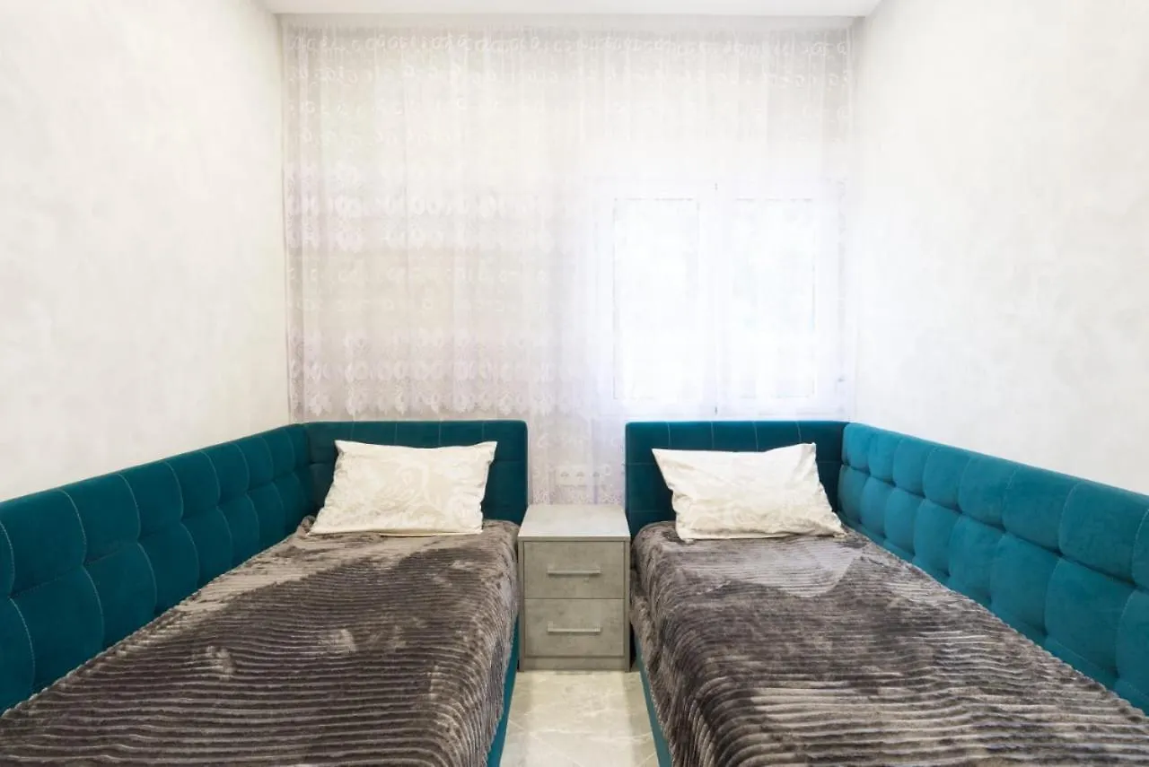 Dream House Rooms Malaga - Habitacion En El Apartemento