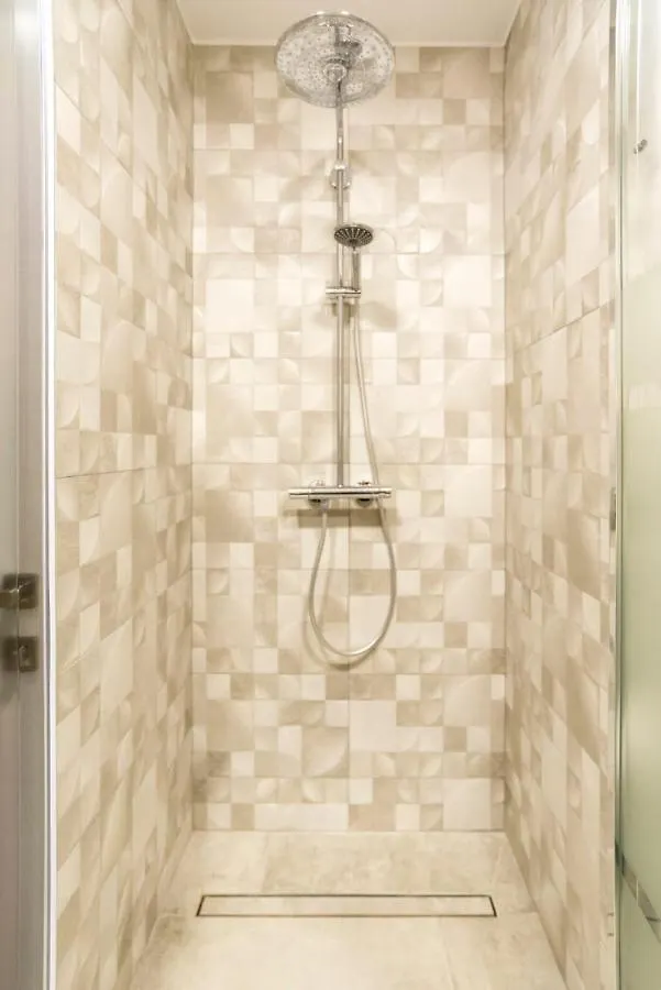 Dream House Rooms Malaga - Habitacion En El Apartemento Spagna